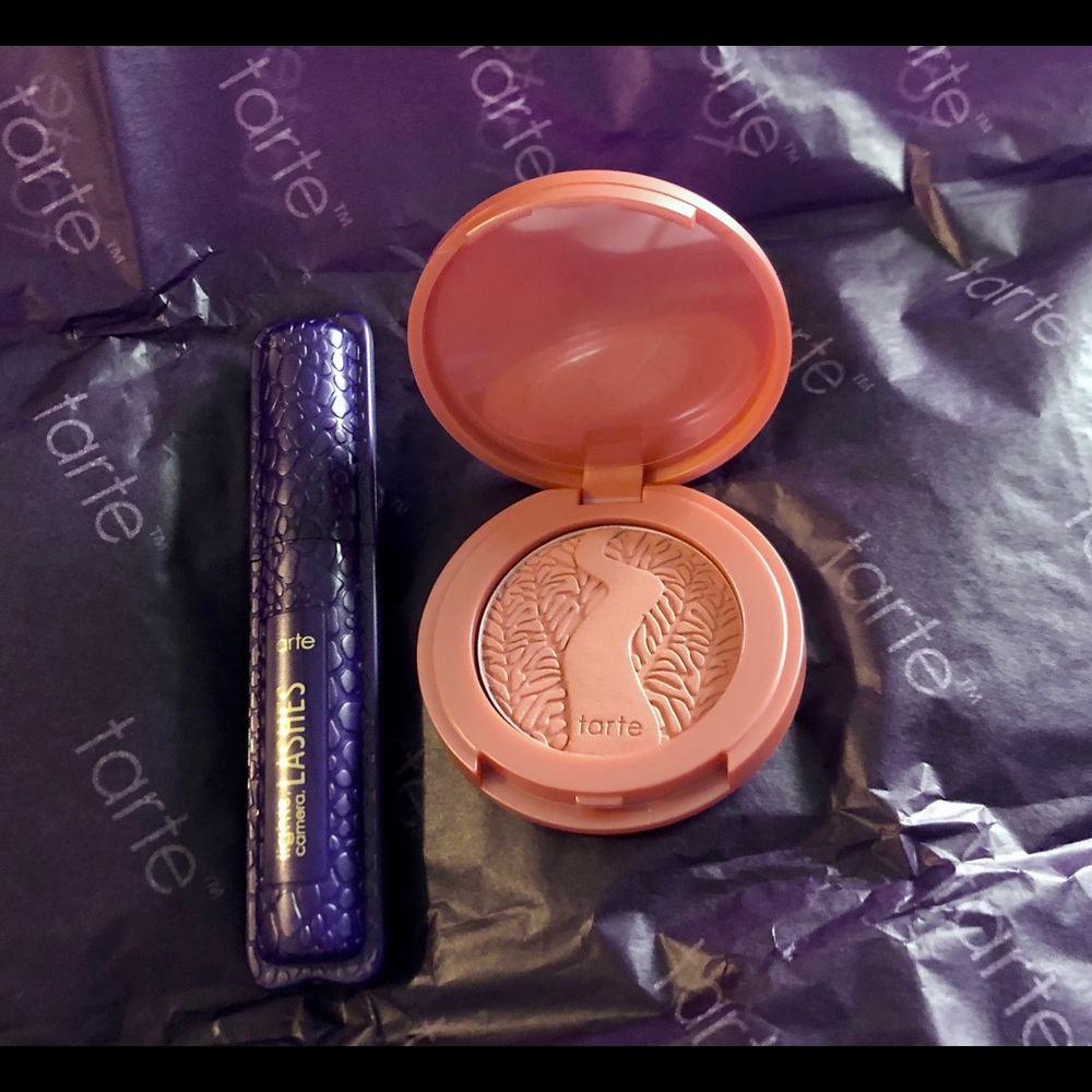 Tarte/ free with a purchase of a JS Mirror